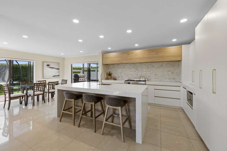 9 Sampson Avenue Waiwhakaiho_3