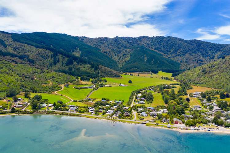 349 Anakiwa Road Anakiwa and Surrounds_12