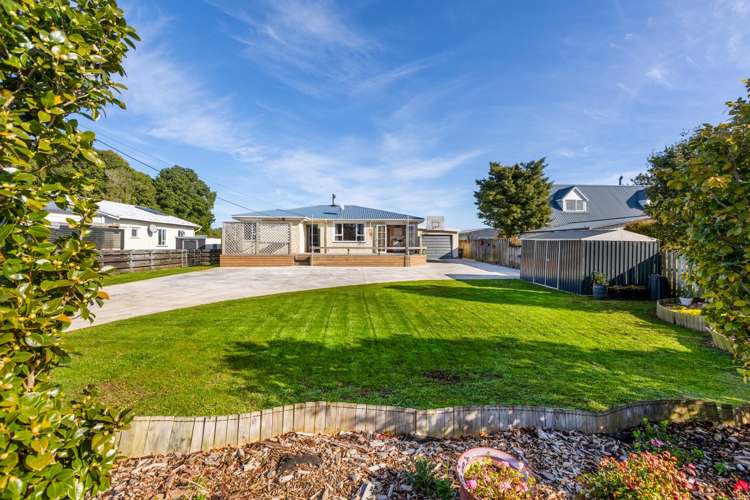 16 Cumming Street Okato_30