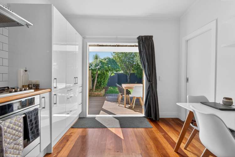 80 Cuba Street Petone_12