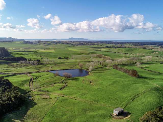 Mangawhai lakeside lifestyle