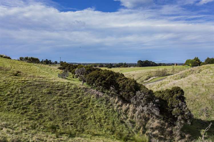 2/285 Maskells Road Balcairn_17