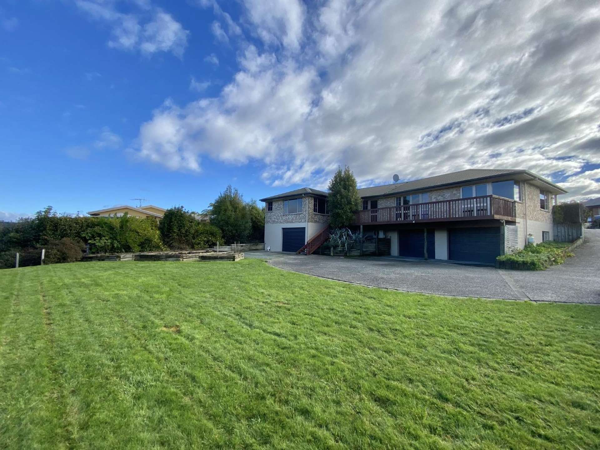 10 Coutts Place 11192_0