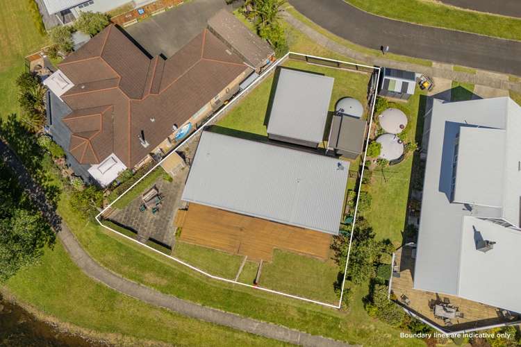 34 Motukorure Parade Cooks Beach_29