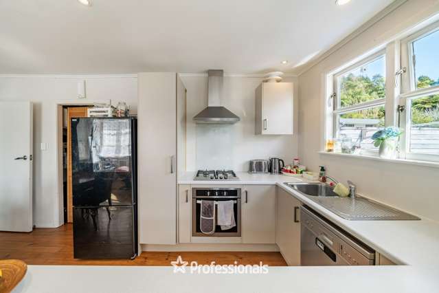 23 Kereru Grove Stokes Valley_2