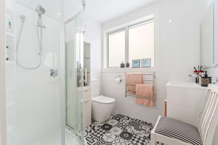 399 Leigh Road Whangateau_13