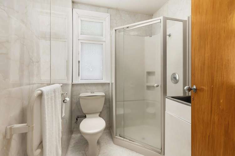 155 Severn Street Island Bay_9