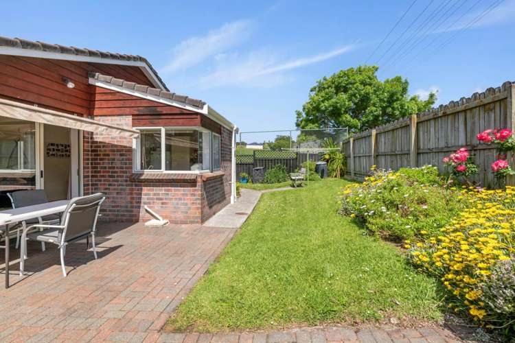 61 The Grove Red Beach_11