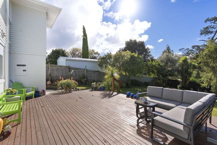 41 Lauderdale Road Birkdale_11