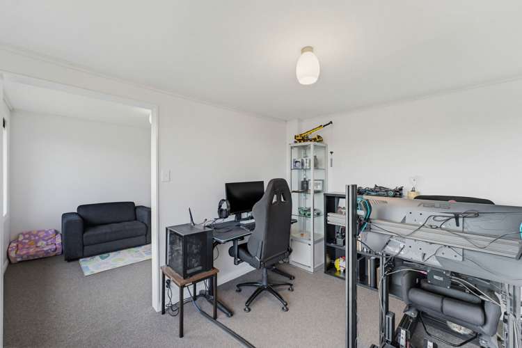 1 Goulds road Marchwiel_13