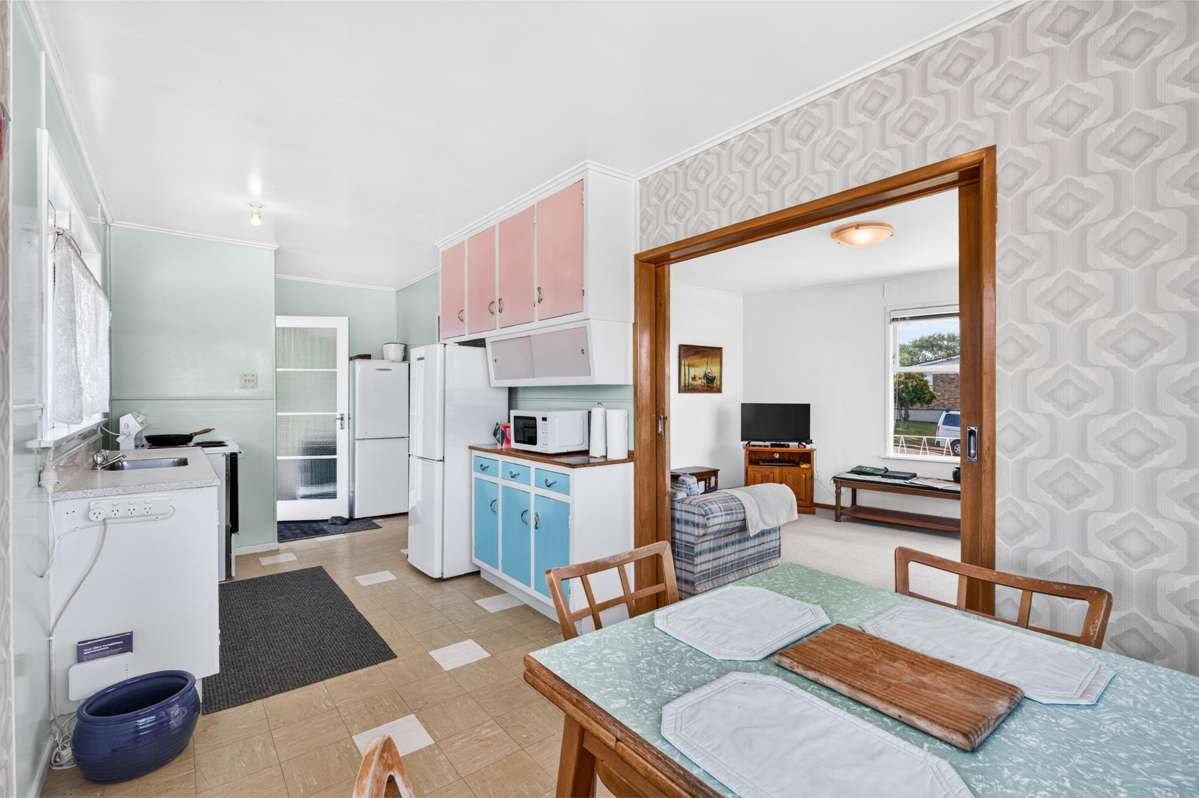 55 Royal View Road_3