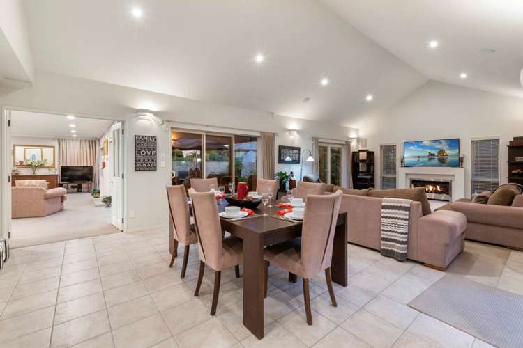 69 Manor Park Sunnyhills_9