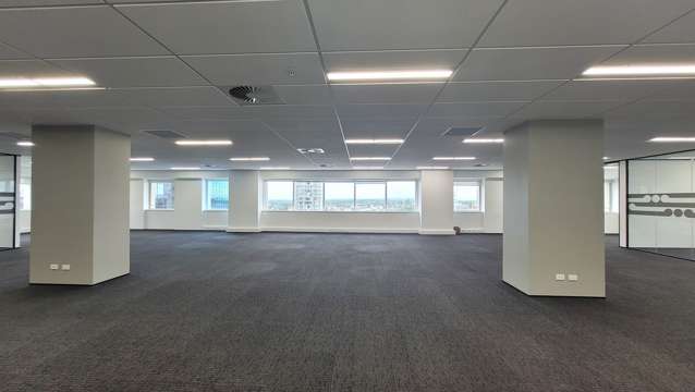 Unit 1 / Level 22/120 Albert Street City Centre_3