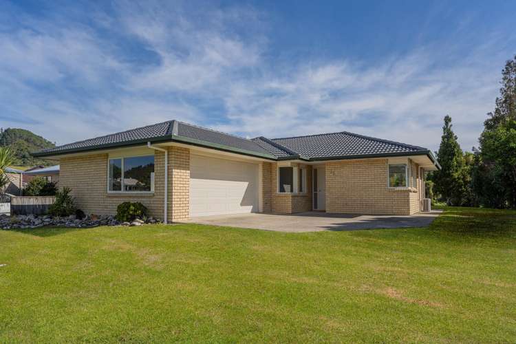 33 Hawk Hill Crescent Cooks Beach_2