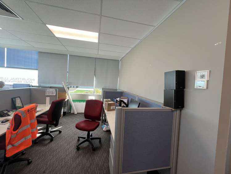 Unit 3, Building 1/15 Accent Drive East Tamaki_5