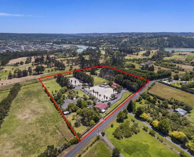 Multiple income streams on outskirts of Auckland