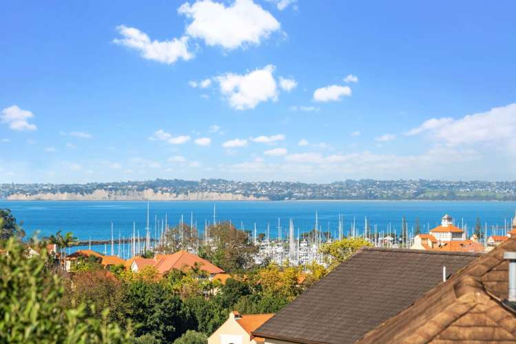 Midshipman Court Gulf Harbour_4