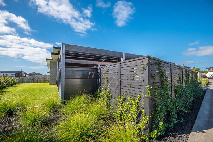 77 Intrepid Crescent Beachlands_2