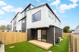 Brand New House in Pakuranga Heights