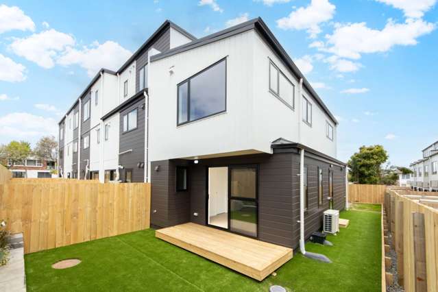 Brand New House in Pakuranga Heights