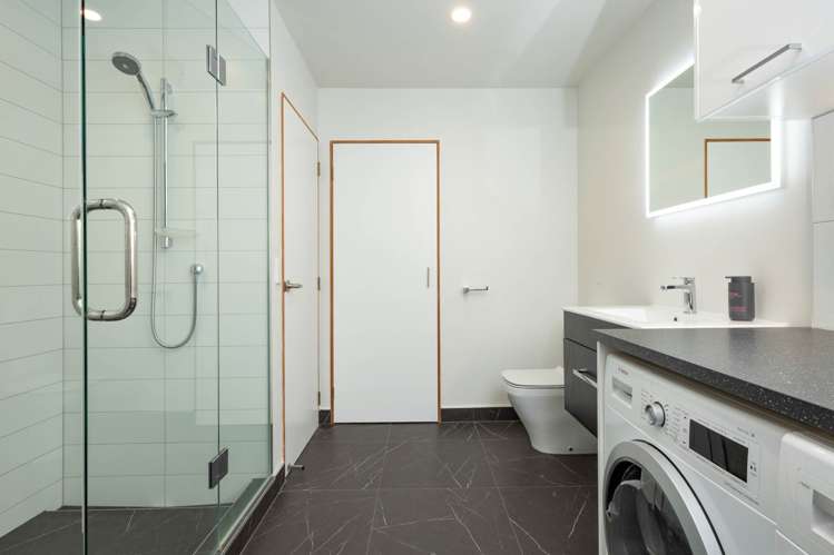 213 Scenic Drive Titirangi_26