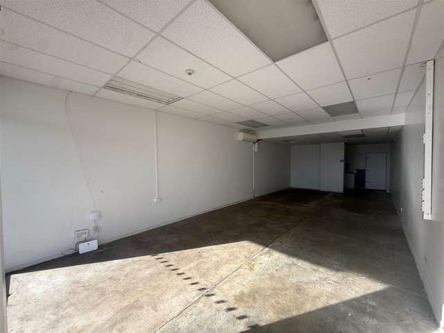2/125 Main South Road Sockburn_4