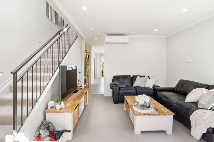 55 Costa Viva Crescent Karaka_7