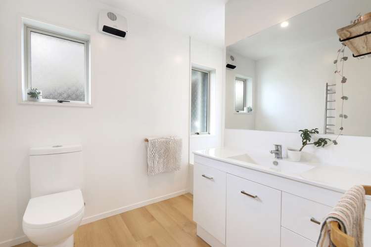 9 Honeysuckle Place Northcote_12