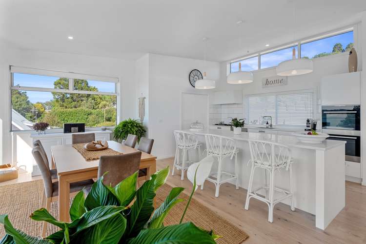 170 Beach Road Onerahi_3