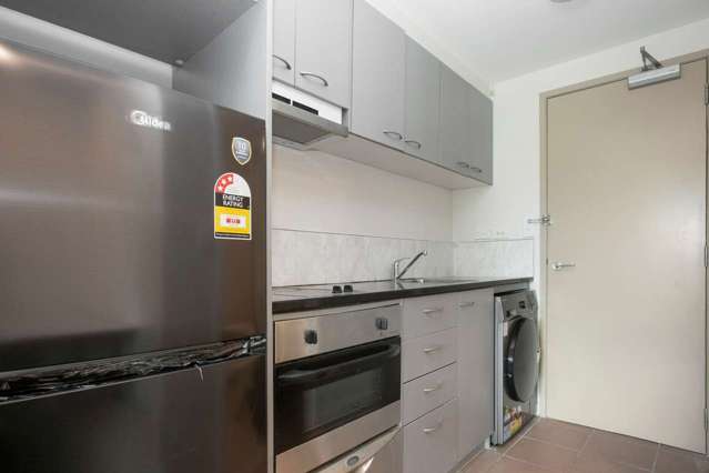 1013/135 Hobson Street Auckland Central_3