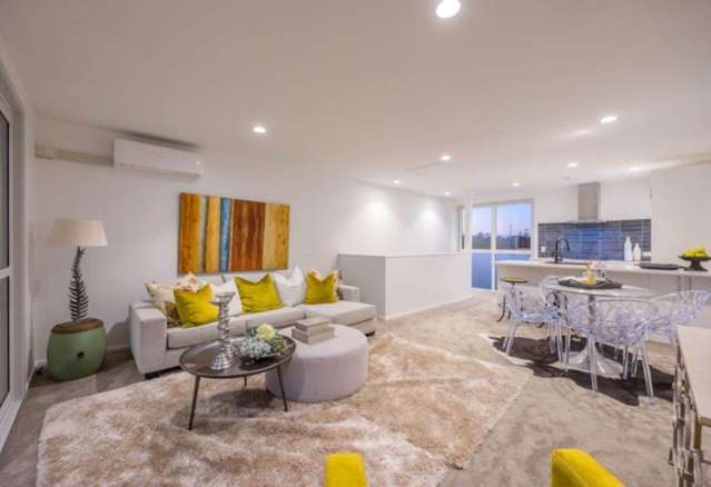 8/70a Barrack Road Mount Wellington_2