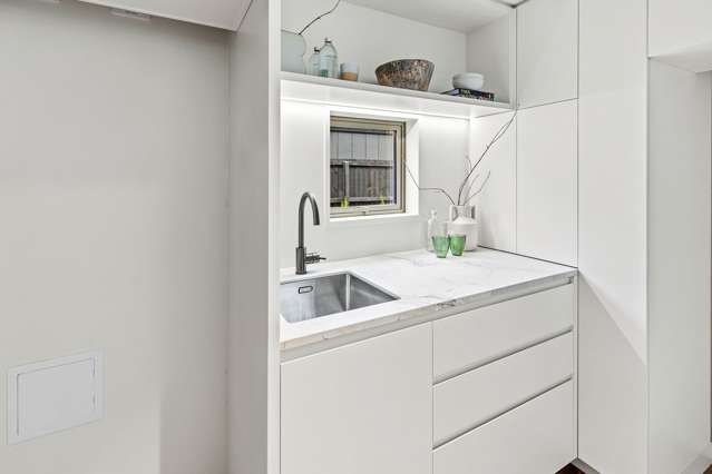 2/22 Clissold Street Merivale_4