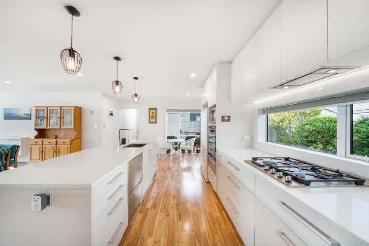 22 Banks Boulevard Whitby_5
