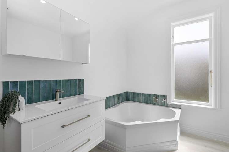 35 Frederick Street Carterton_16