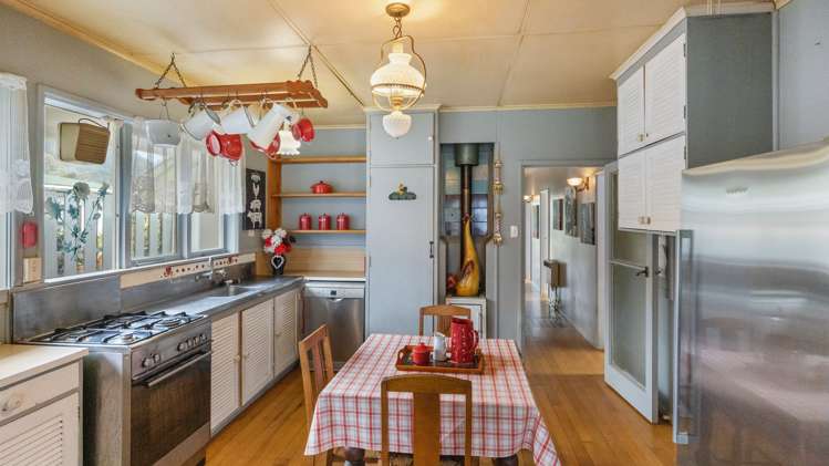 8 Massey Street Kawerau_12