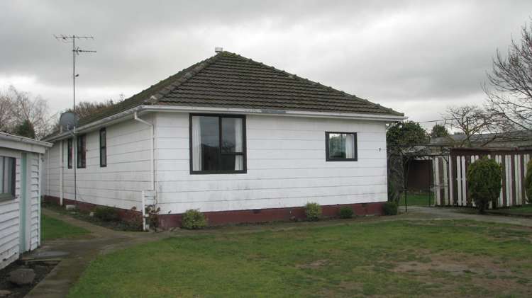 7 James Street Allenton_14