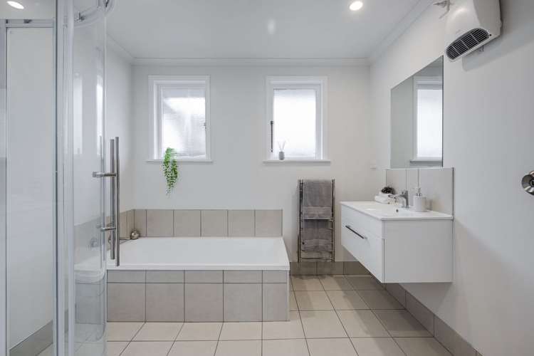 1/395 Cambridge Terrace Naenae_16