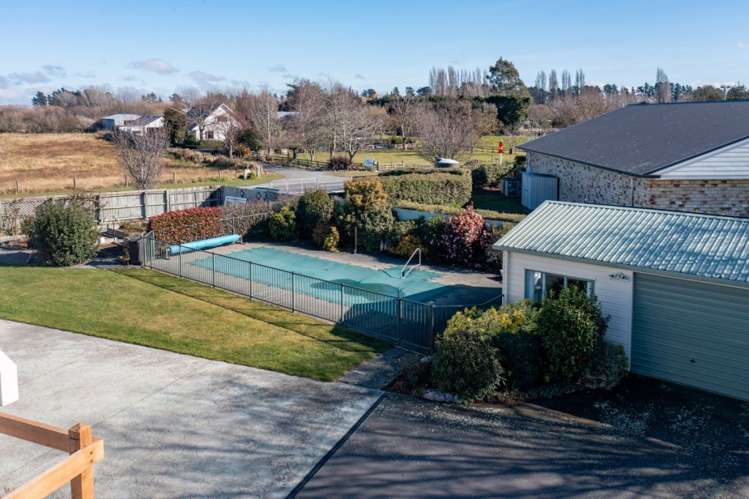 1 Farm Road Allenton_33