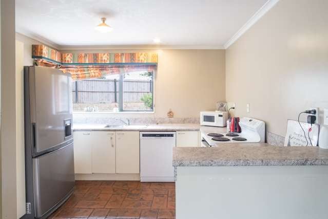 48 Bromley Road Bromley_3