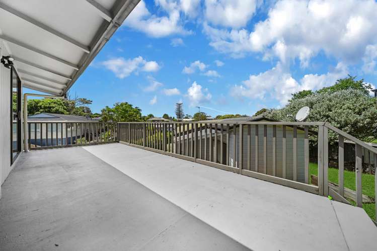 9 & 9A Sherie Place Howick_18