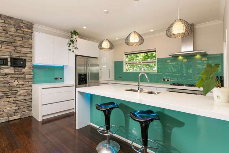 51 Churchouse Road Greenhithe_6