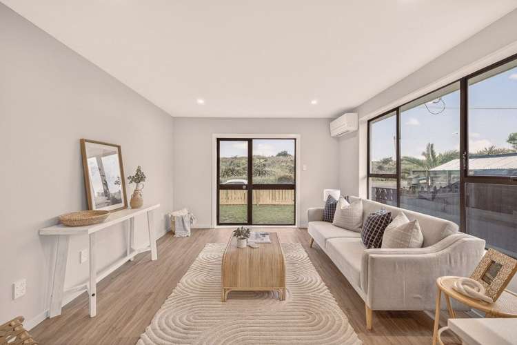 2/22 Marine Parade North New Brighton_4