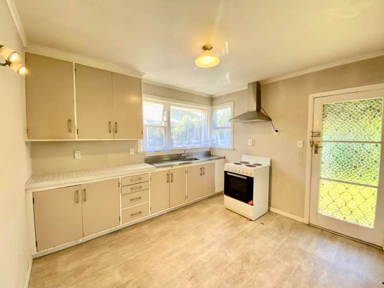 2/5 Terry Street Blockhouse Bay_1