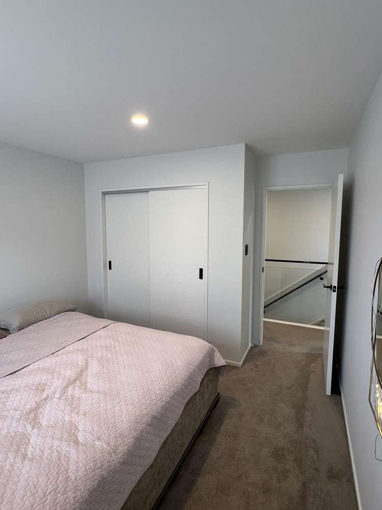 1 Wyon Way Flat Bush_12