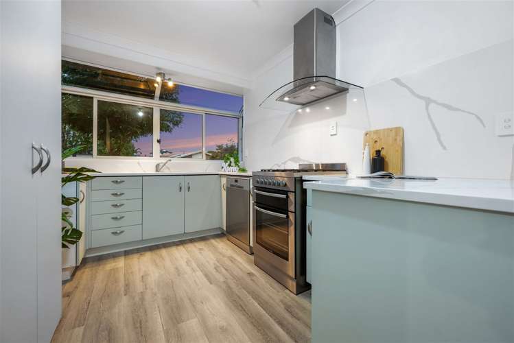 8 Moreland Avenue Pukete_7