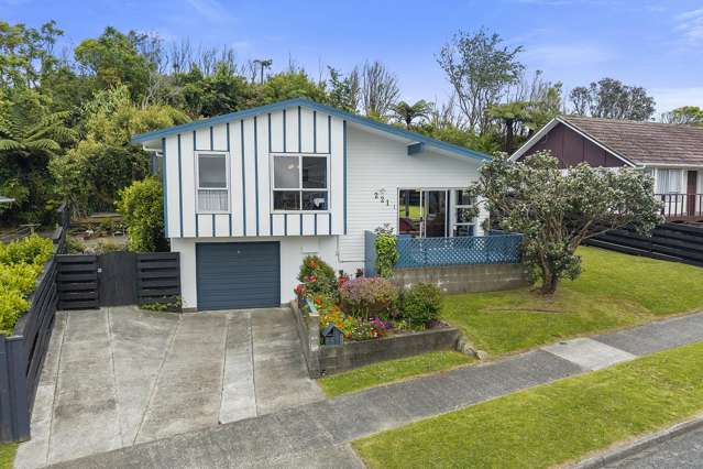 First Time On The Market Since 1996!