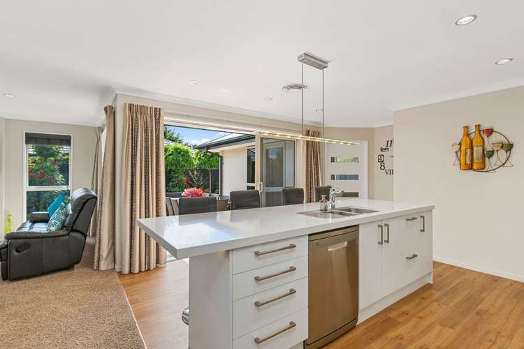 5 Saint Keverne Close Burwood_10