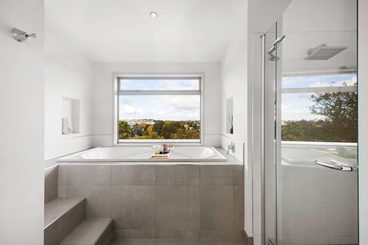 41 Ranui Street Dinsdale_17