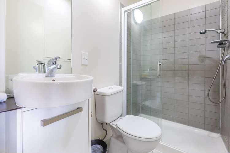 2013/10 Waterloo Quadrant Auckland Central_13