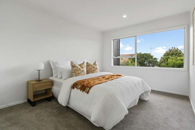 2/108 East Coast Road Forrest Hill_16